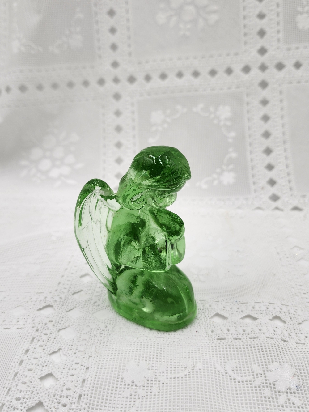 Boyd Art Glass Green Vintage Praying Angel figurine Christmas
